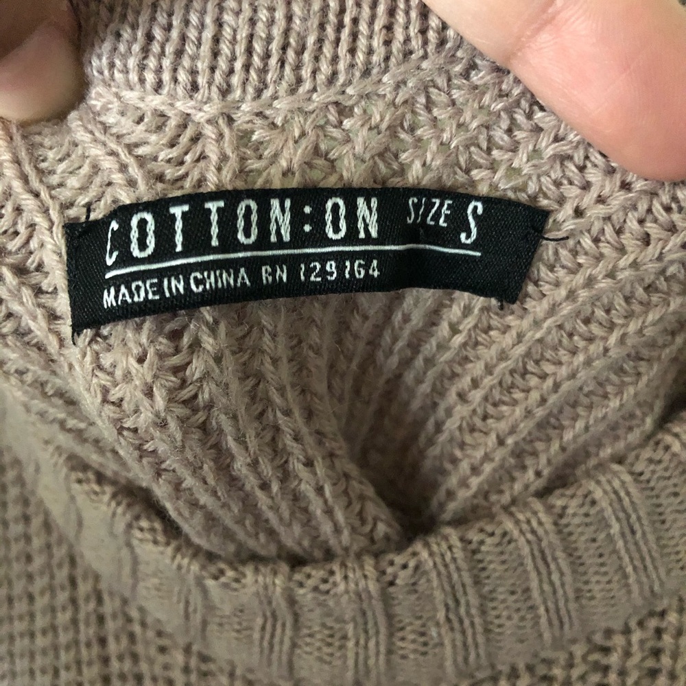 🌵Sweater🌵 - Picture 5 of 5